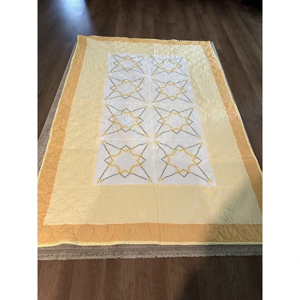 Handmade‎ Yellow Quilt 56x85 Embroidered Star Design Cottage Twin Size